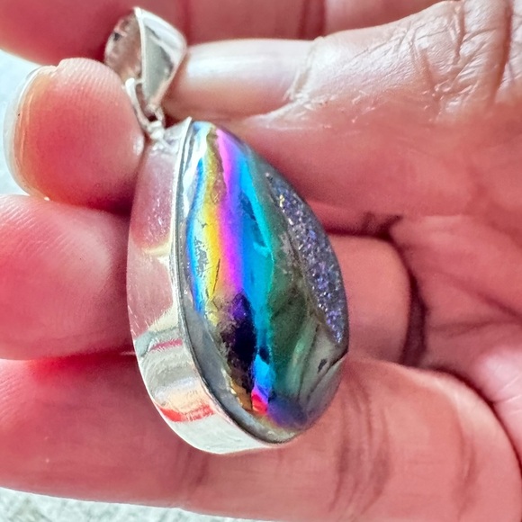 Pendant iridescent rainbow hematite Gemstones Stones Silver Tone 3331 - Picture 4 of 11